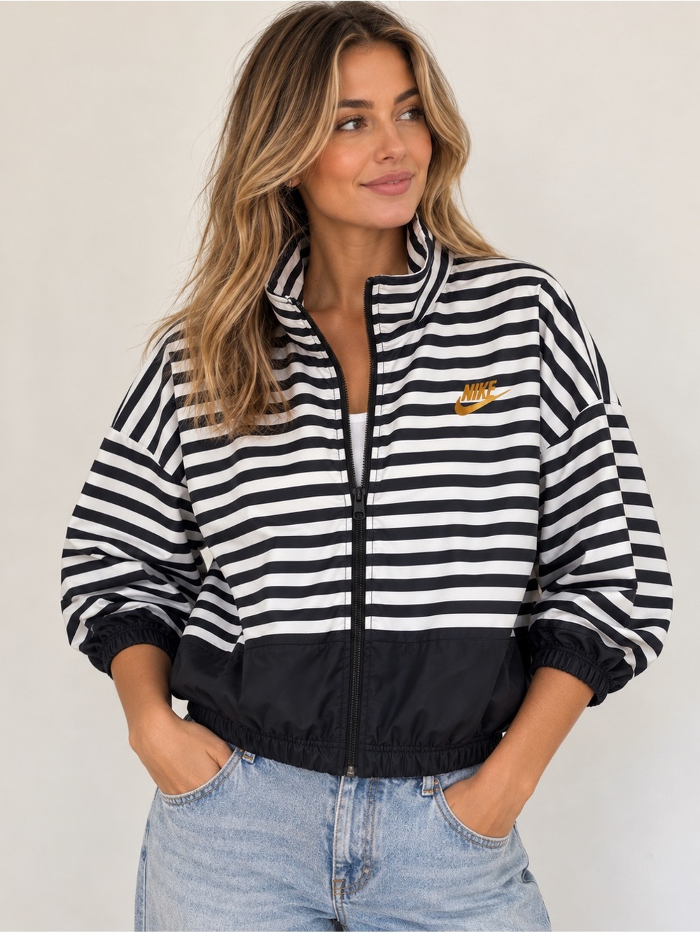 Nike Striped Cropped Windbreaker Jacket Black White Gold Logo Women’s M